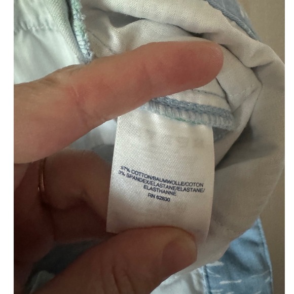 Lands End Mid Rise Shorts‎ Size 12 - Picture 5 of 7